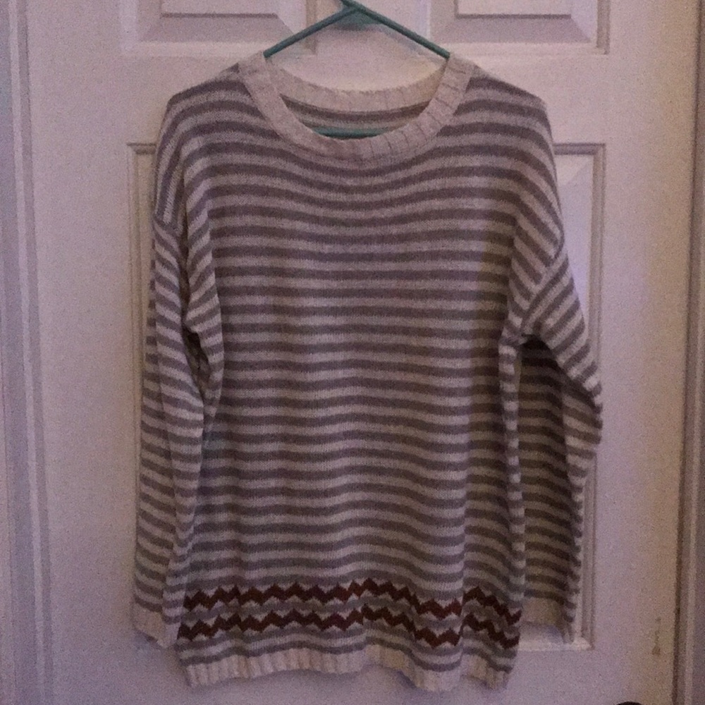 Women’s light weight striped sweater